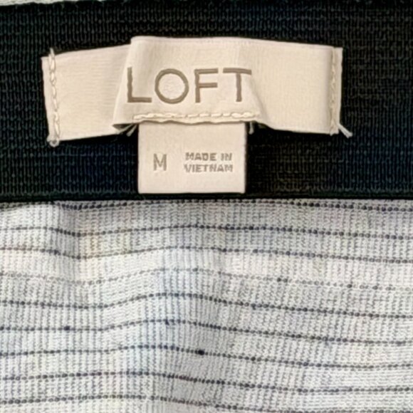 Ann Taylor LOFT Pull On Dark Navy and White Striped Skirt - Picture 5 of 6